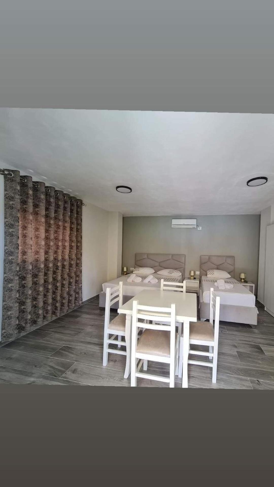 Villa Gezimi Ksamil Rum bild