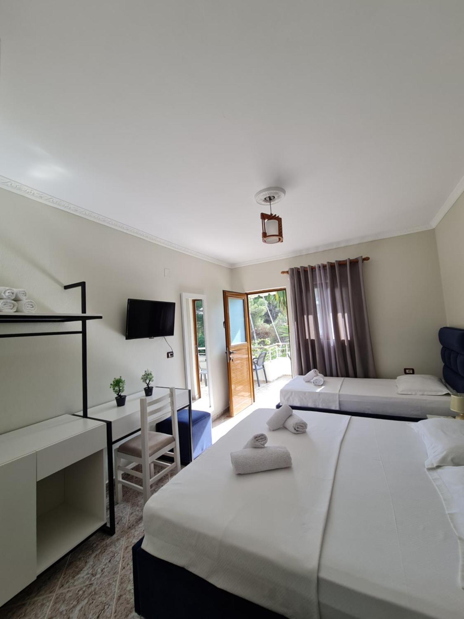 Villa Gezimi Ksamil Rum bild