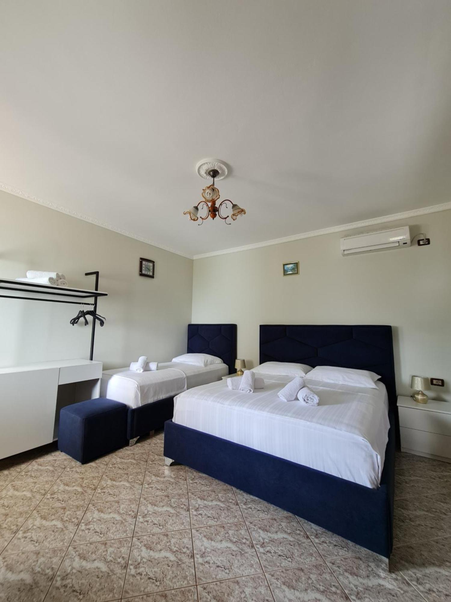 Villa Gezimi Ksamil Rum bild