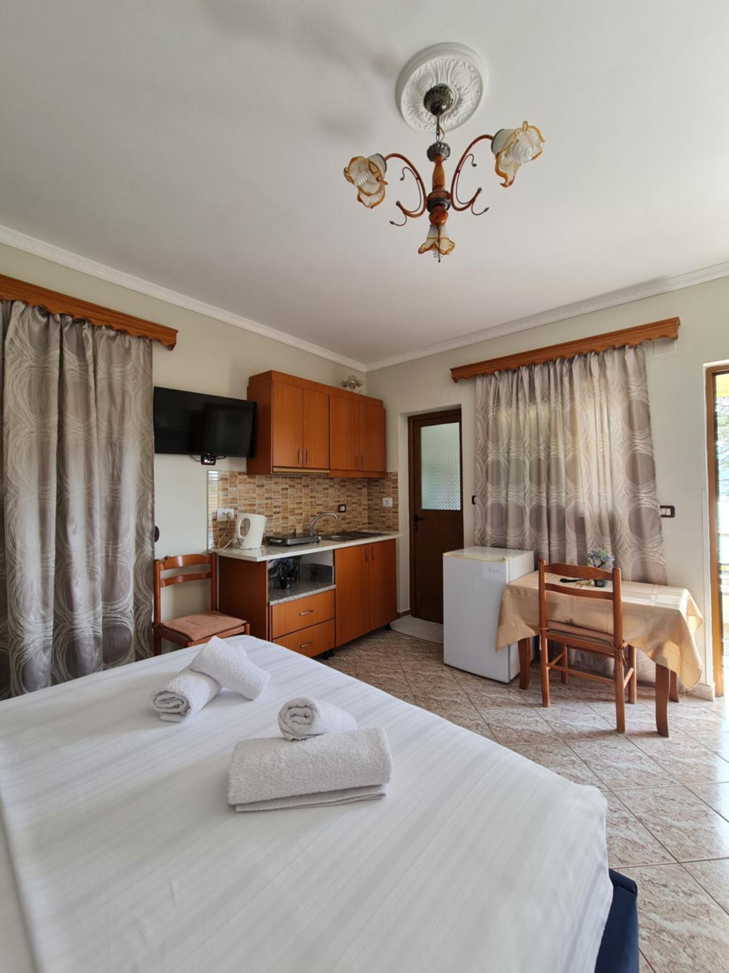 Villa Gezimi Ksamil Rum bild